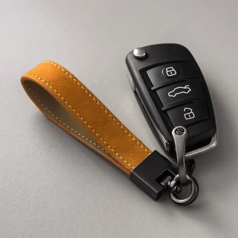 Luxury Genuine Leather Car Keychain – Pure Color Buckle Key Ring, Stylish Car Accessory Gift