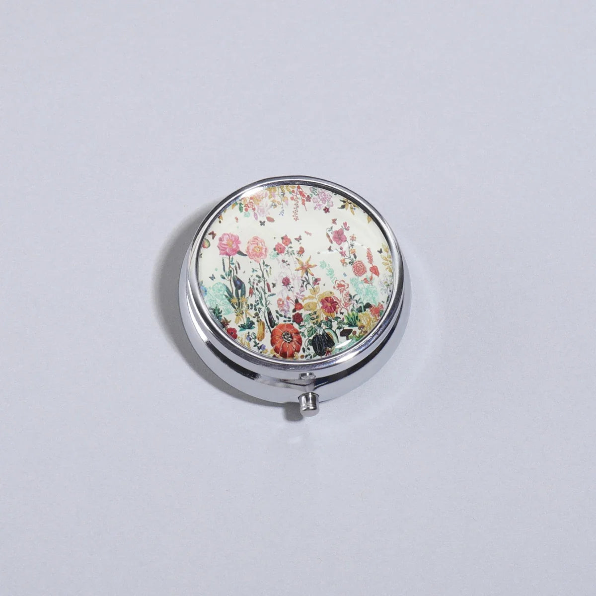 3-Compartment Stainless Steel Pill Box - Round Floral Medicine Organizer, Portable Capsule Case with Dividers