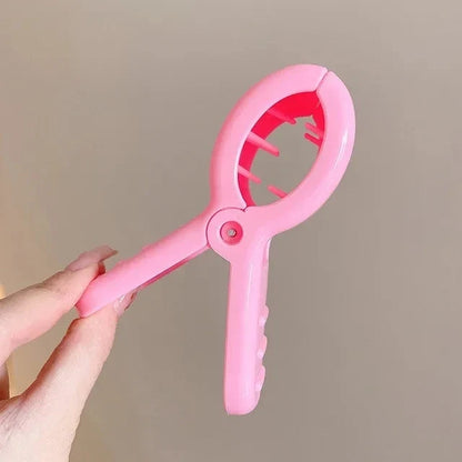 Arrietty Shark Hair Clip - Cute Red Ponytail Hair Claw for Kids and Adults, Anime Cosplay Accessory