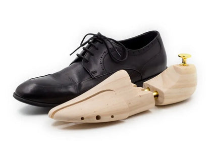 Adjustable Twin Tube Shoe Trees for Men & Women – New Zealand Pine Wood Shoe Shaper