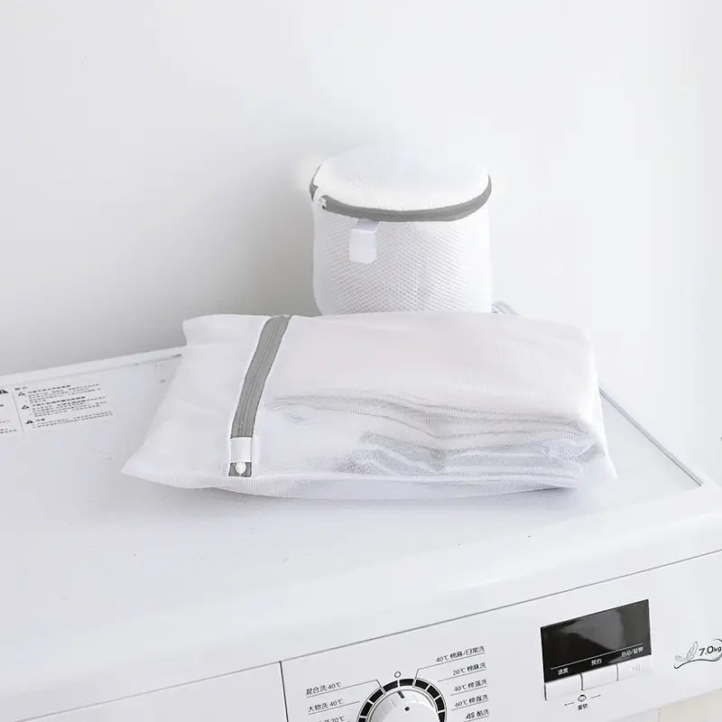 2 Pack White 40x50cm Honeycomb Mesh Laundry Bags for Delicates – Durable & Reusable Wash Bags