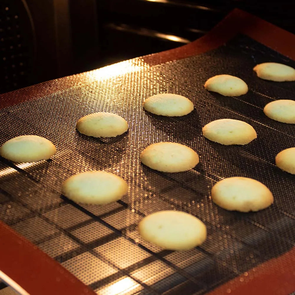 30x40cm Silicone Baking Mat – Reusable Non-Stick Heat-Resistant Sheet for Oven, Grill & Microwave
