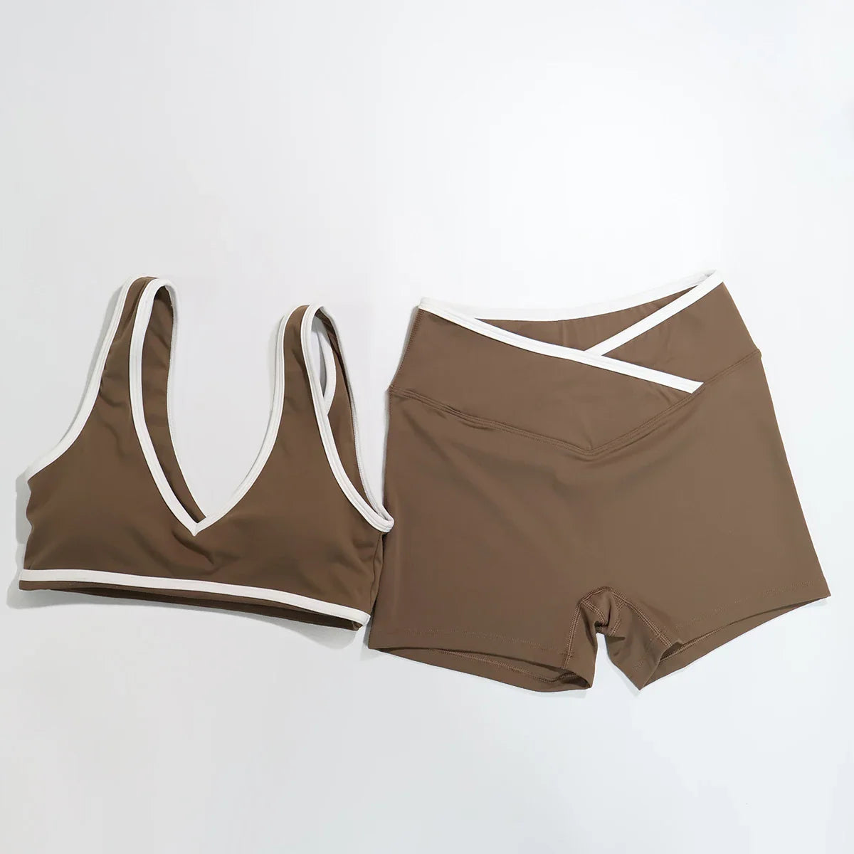 Women's 2-Piece Yoga Set – Color Block Sports Bra and Fitness Shorts Outfit for Summer Workout & Gym