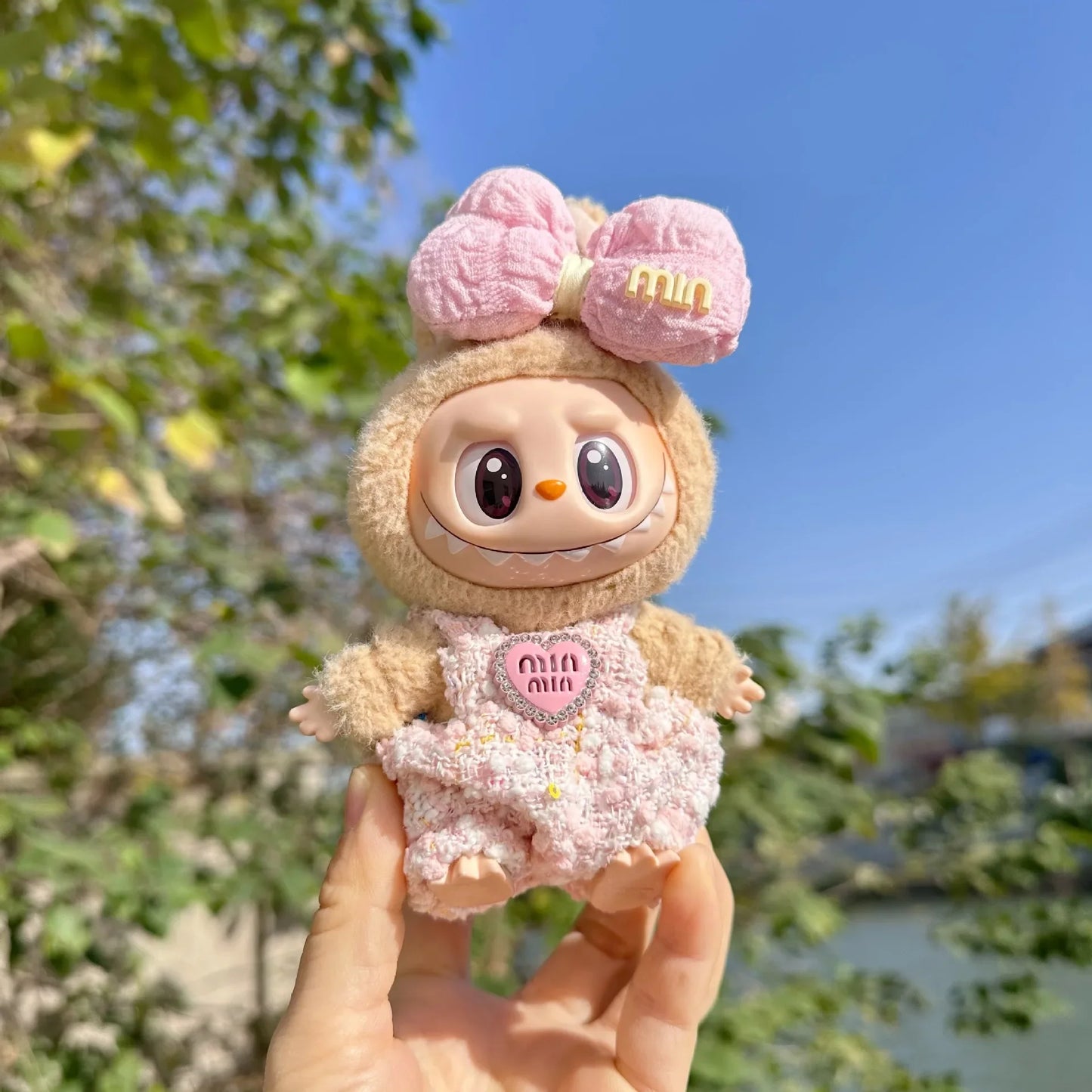 Cute Labubu Doll Outfit Set – Classic Dress for 17cm V2 Mini Dolls, Clothing Accessories for Kids Gift