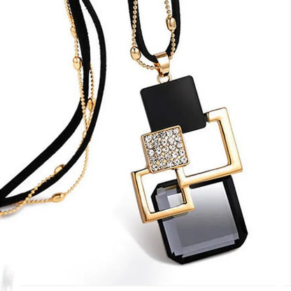 Opal Tulip Long Sweater Necklace – Elegant Floral Pendant Chain for Women Autumn Winter Fashion Accessories