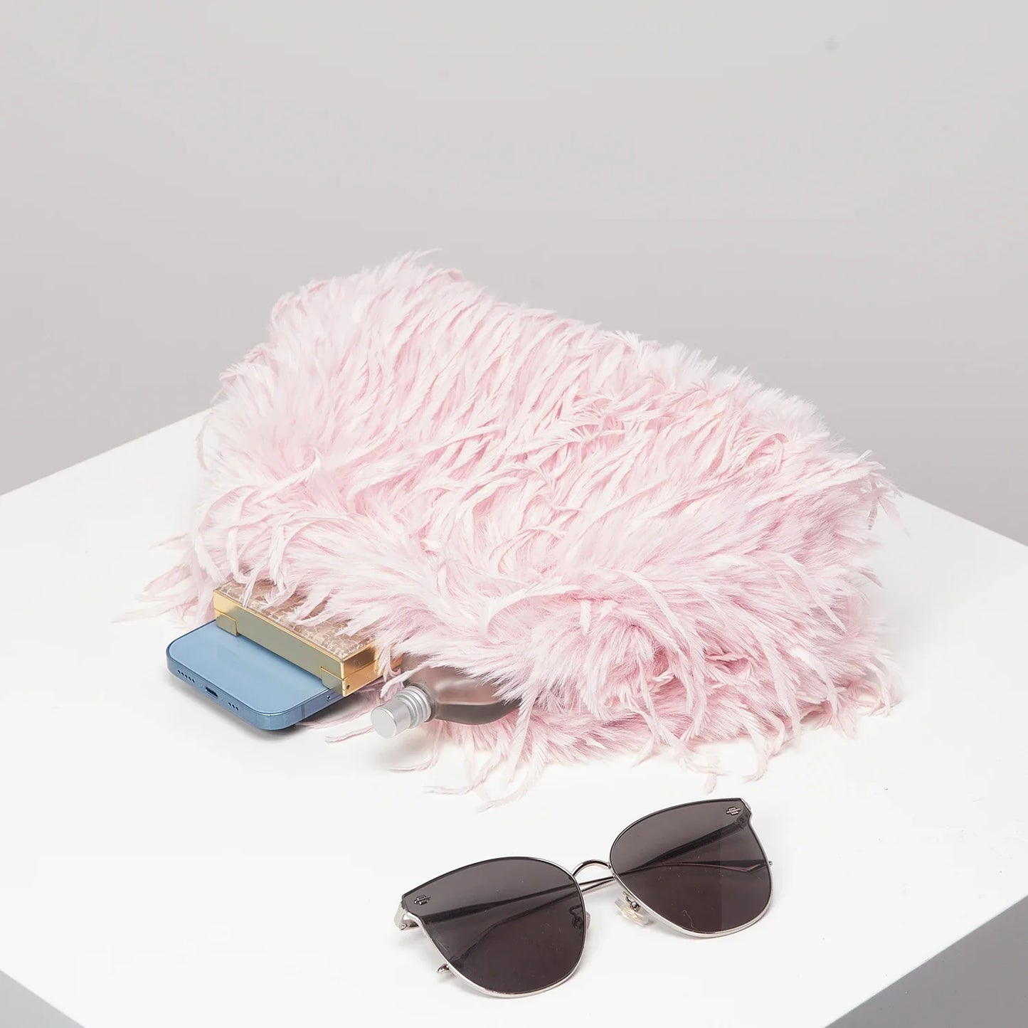 Dopamine Y2K Plush Clutch Bag – Candy-Colored Women's Clip Purse for Dinner or Party Dresses