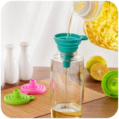 Folding Silicone Engine Funnel - Automotive & Home Use Liquid Funnel for Detergent & Tools