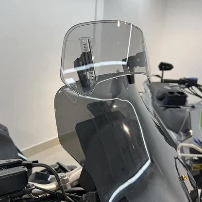 Universal Motorcycle Windshield Extension – Adjustable Clamp-On Wind Deflector Spoiler for BMW, Kawasaki, Yamaha, Honda & Suzuki Bikes