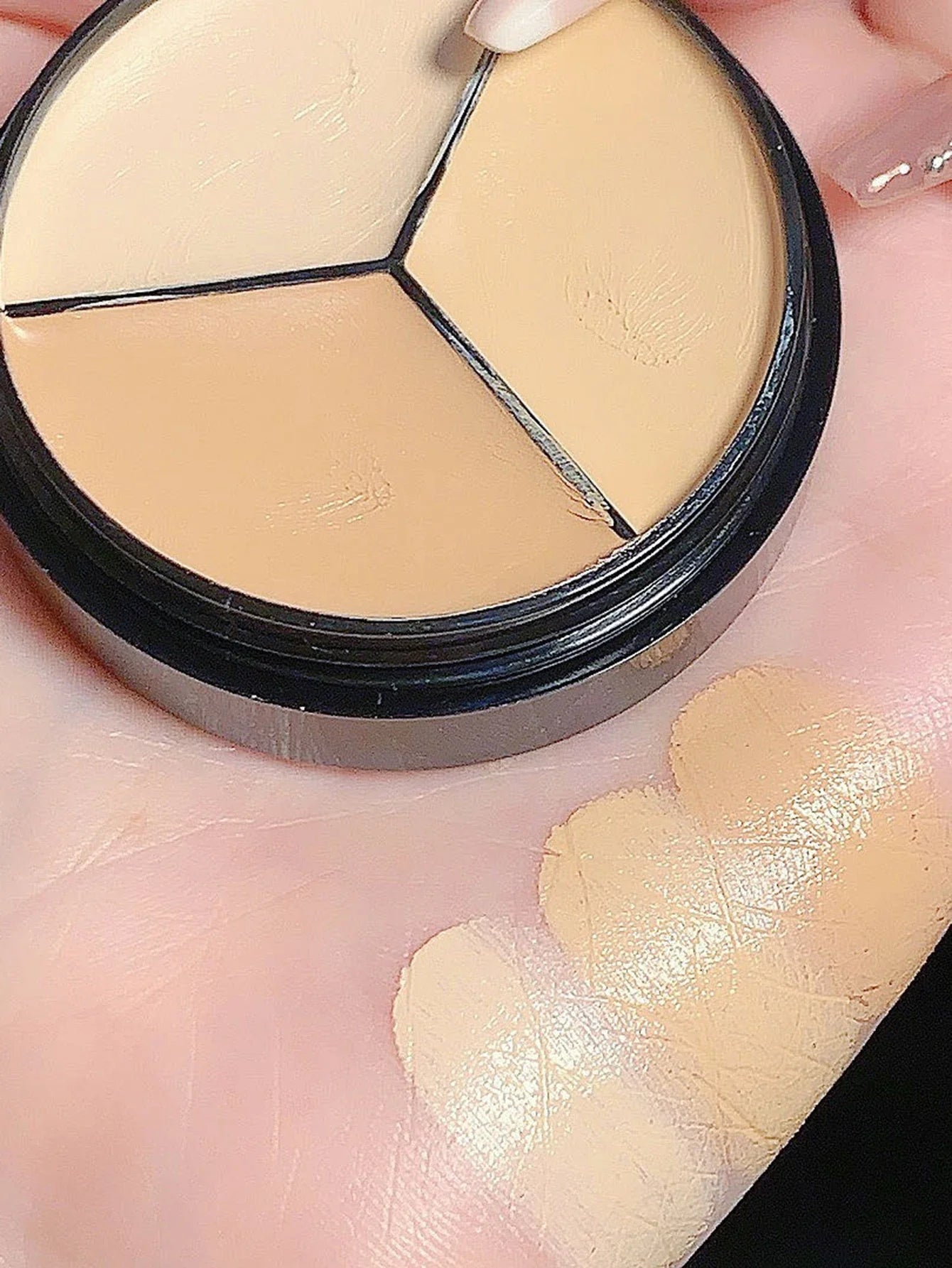 3-Color Concealer Cream Palette – Full Coverage for Acne, Dark Circles & Contour with Brush, Moisturizing Makeup
