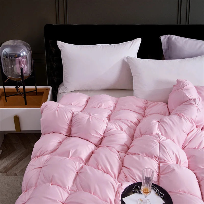 Premium White Goose Down Comforter – Winter Warm Feather Duvet, Lightweight & Cozy, Queen/King Size, Pinch Pleated 3D Design