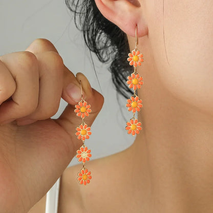 Retro Daisy Flower Earrings - Elegant Small Floral Jewelry for Women Party Gifts