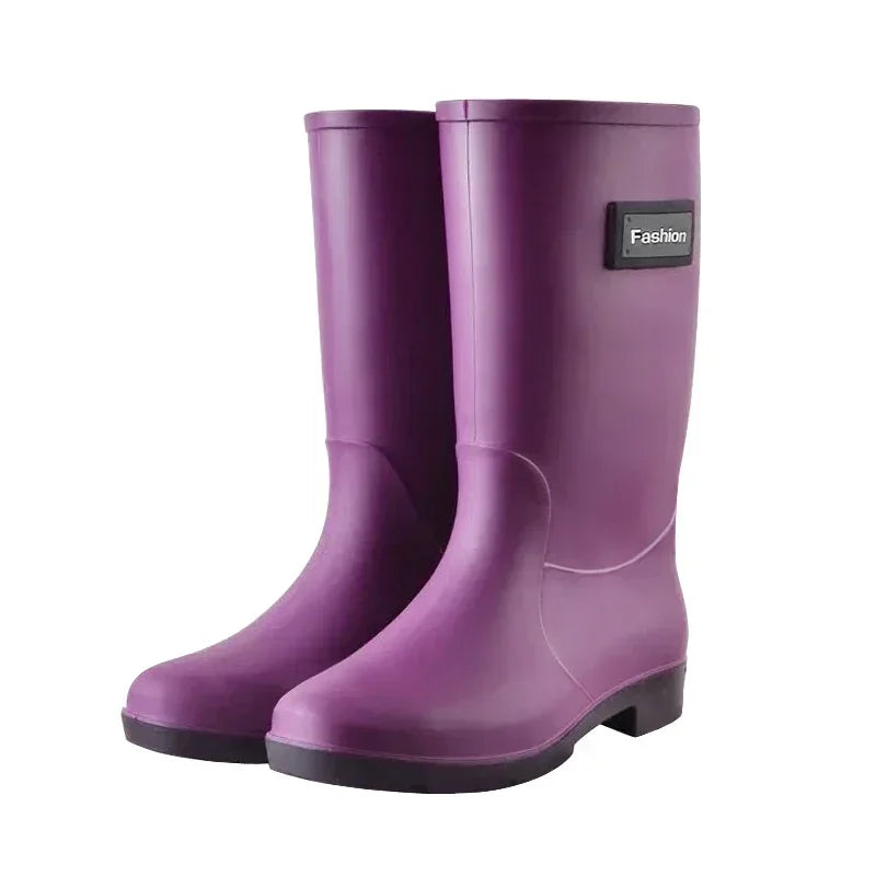 Women’s Four-Season Waterproof Rain Boots – Mid-Tube Non-Slip Rubber Shoes with Cotton Lining for Outdoor Fashion