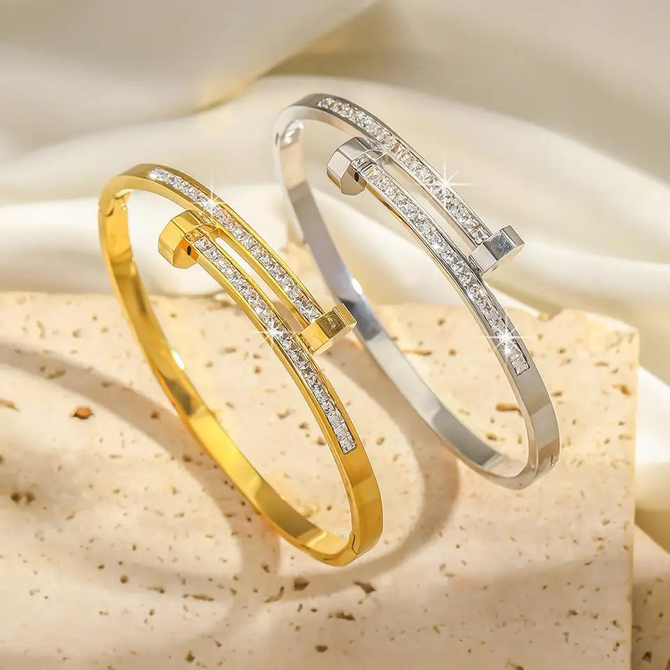 UILZ 316 Titanium Steel Nail Light Bracelet — Luxury Multi-Functional Jewelry for Women