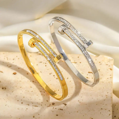 UILZ 316 Titanium Steel Nail Light Bracelet — Luxury Multi-Functional Jewelry for Women