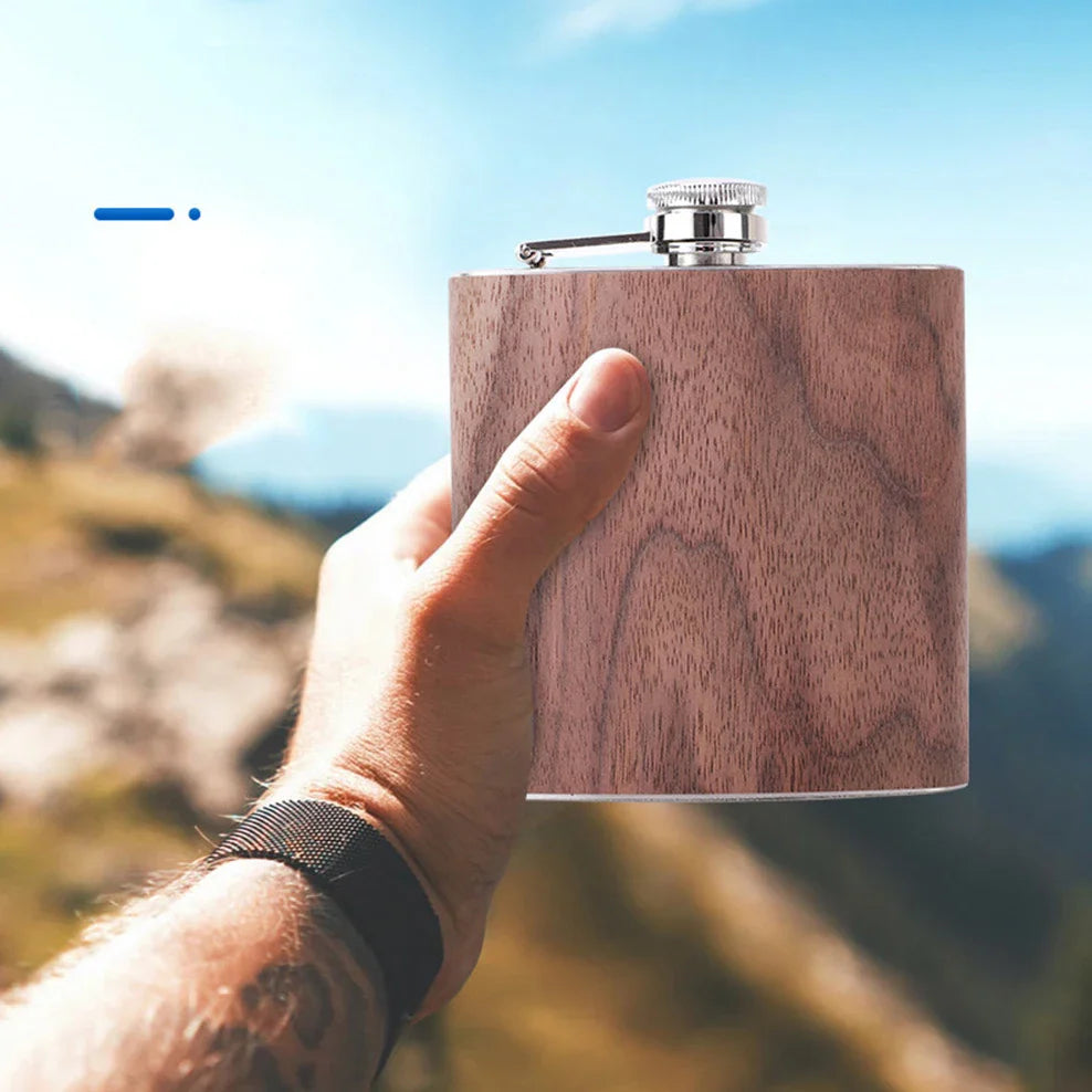 6oz Stainless Steel Hip Flask – Wood Grain Leather Wine Bottle, Portable Russian Flag Outdoor Flagon Gift for Men