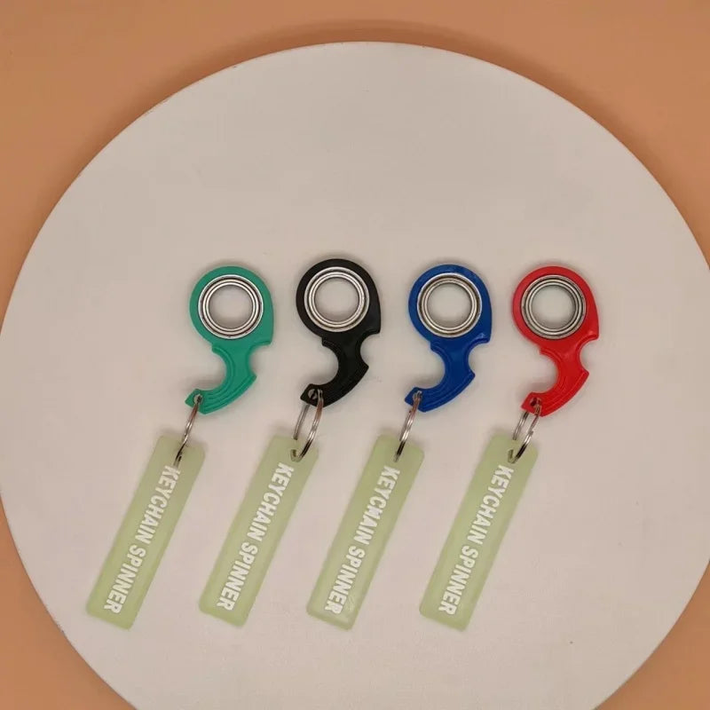 New Exquisite Decompression Keychain – Fingertip Spinner Anti-Anxiety Toy, Rotating Keychain Gift for Couples