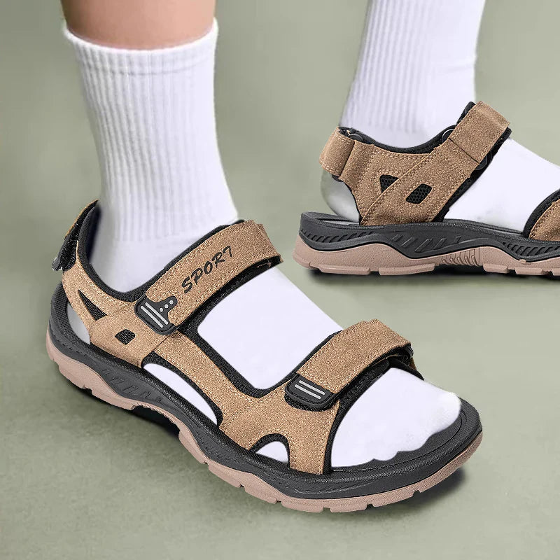 Men’s Summer Beach Sandals – Breathable Quick-Dry Water Shoes | Retro Comfortable Casual Holiday Sandals for Outdoor & Beach Wear