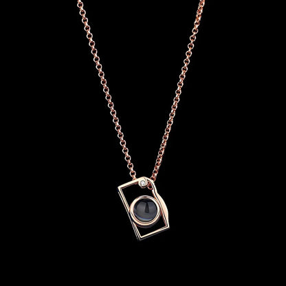 Custom Projection Photo Necklace — Camera-Shaped Personalized Photo Pendant Jewelry 2025