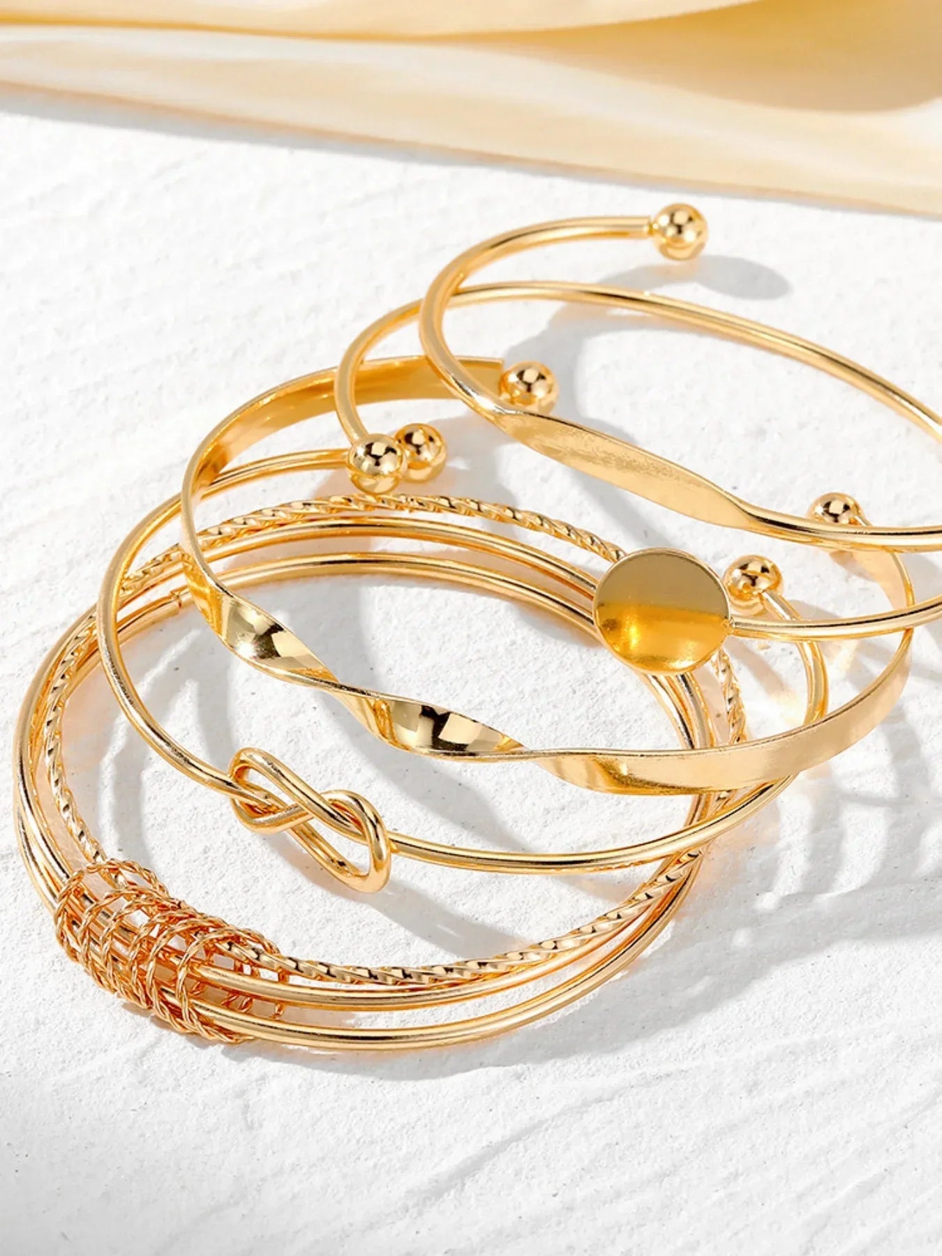 5Pcs IPARAM Punk Multilayer Adjustable Twist Bracelet Set for Women – Elegant Sparkling Bangles & Couple Gift Jewelry