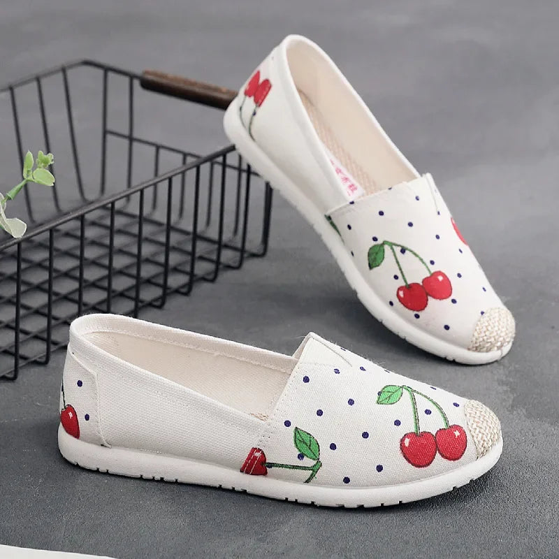 Women’s Breathable Mesh Slip-On Flats - Lightweight Casual Printed Fisherman Shoes for Everyday Fashion