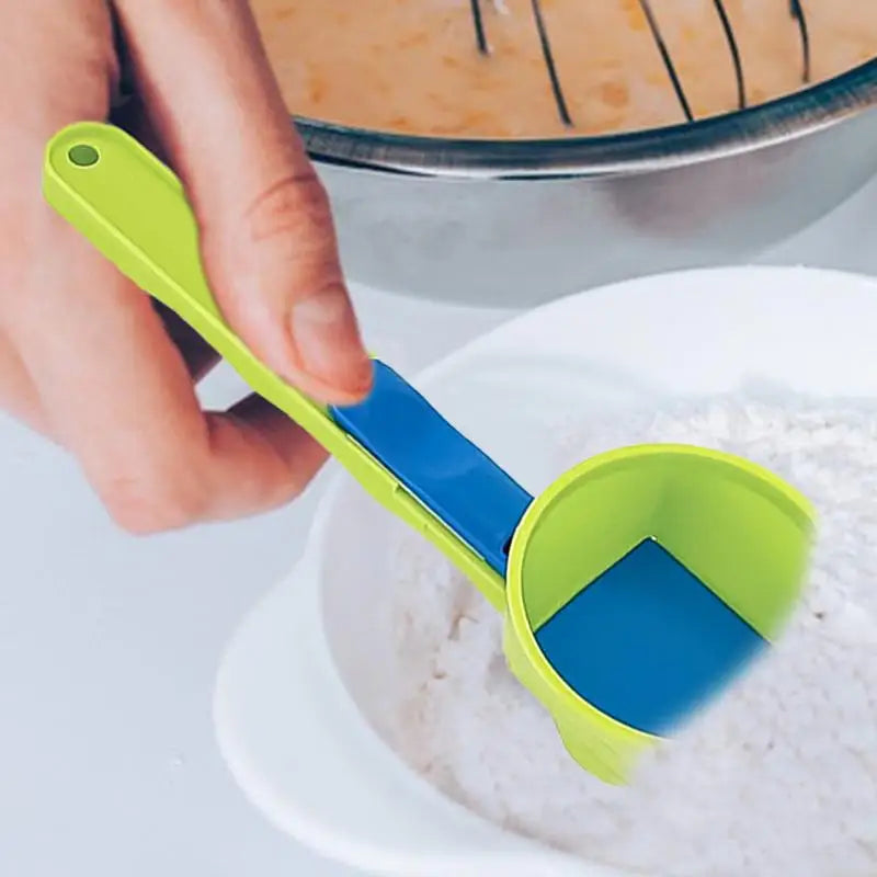 Creative No-Spill Measuring Spoon Funnel – Easy Refill Tool for Protein Powder, Sports Drinks & Baby Formula