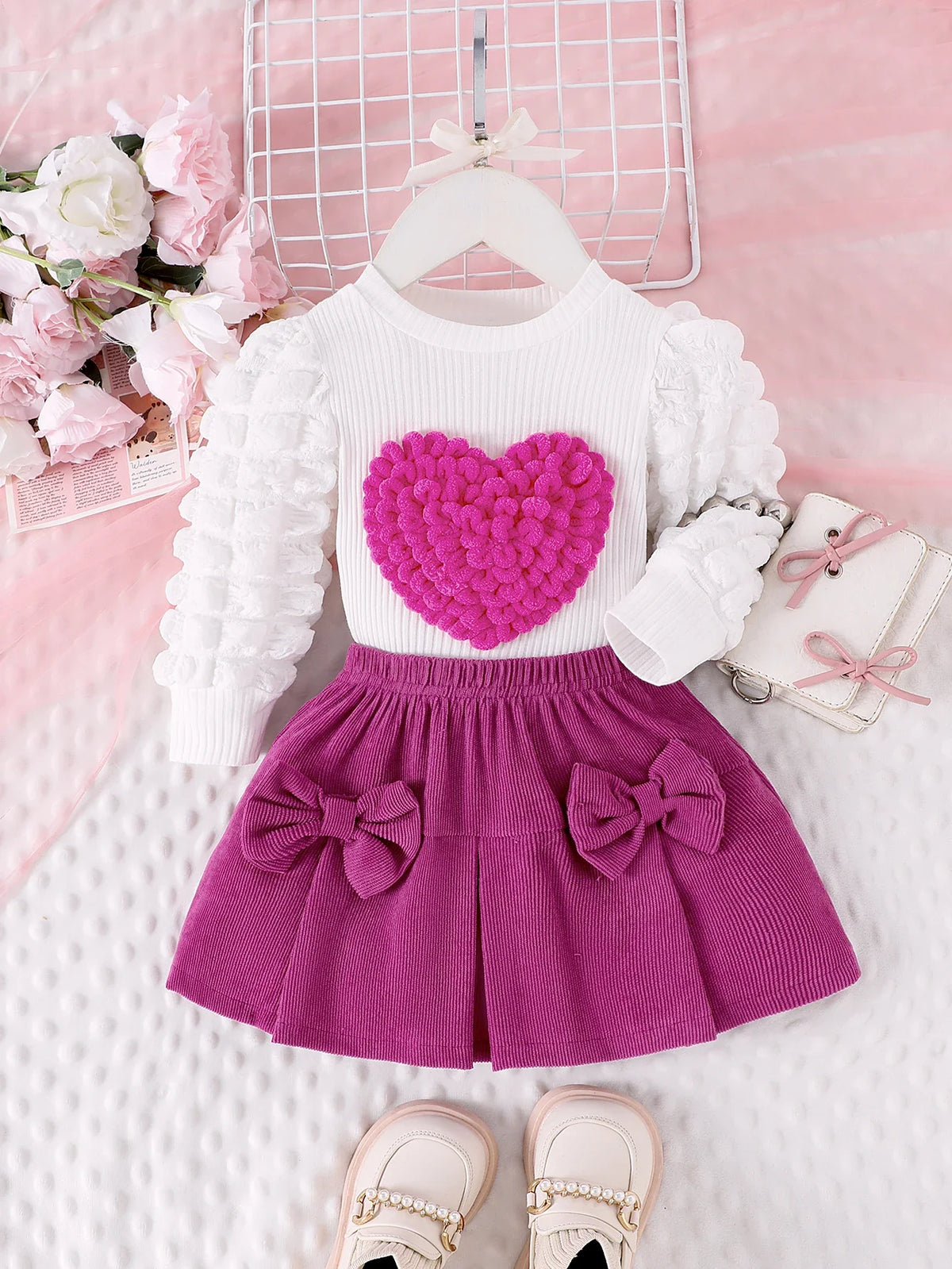 Girls' 2-Piece Love Badge Outfit Set - Bubble Sleeve Top & Short Skirt for Ages 1-3