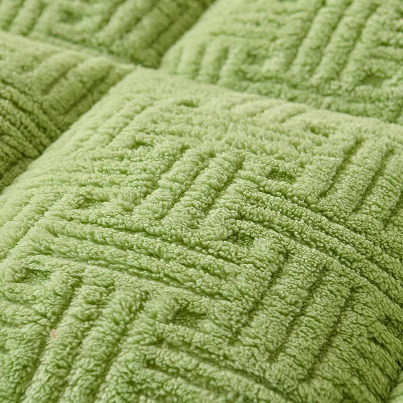 Fluffy Fleece Mattress Topper - Extra Thick Warm Plush Mattress Pad for Winter, Queen Size Folding Camping Mat