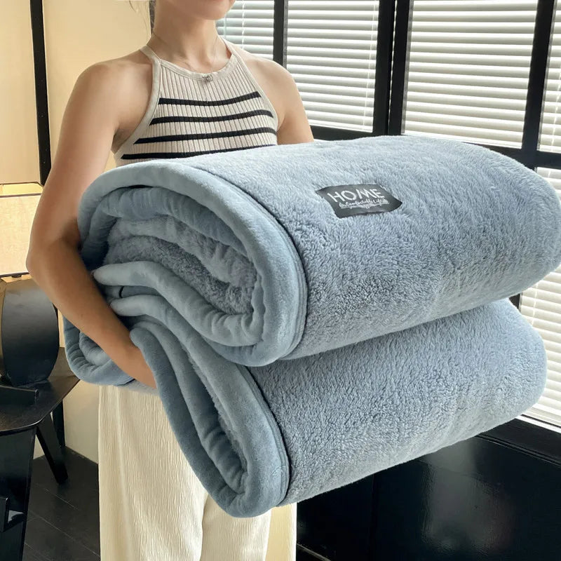 Grade A Half-Side Fleece Blanket — Soft Fluffy Autumn & Winter Throw for Sofa, Napping, and Warm Shawl