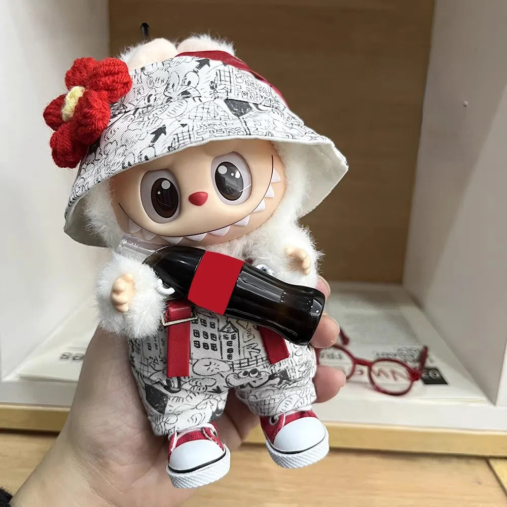 17cm 3rd Gen Labubu Trendy Retro Outfit – Graffiti Strap Pants, Hat & Sitting Party Pendant