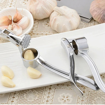 Stainless Steel Garlic Press Crusher — Handheld Garlic Smasher & Mincer Manual Squeezer Kitchen Tool