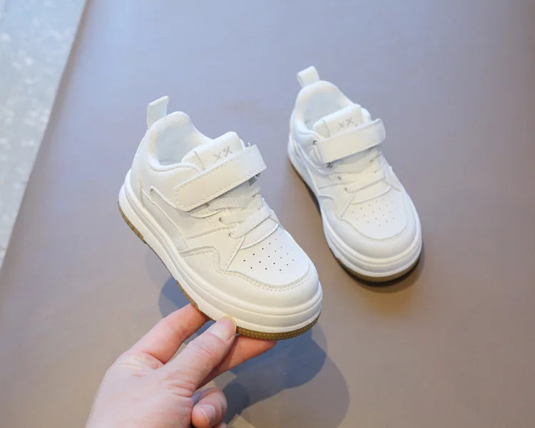 Children’s White Sports Shoes — Spring & Autumn Lightweight Anti-Slip Sneakers, Boys Soft Sole Casual Board Shoes