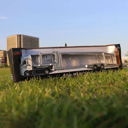 1:50 Large Diecast Alloy Truck Model – Pull-Back Container Toy with Sound & Light for Boys’ Gifts