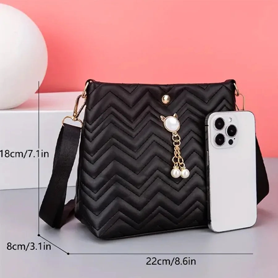 Women's Quilted Crossbody Bag - Cat Pearl Pendant Shoulder Purse Elegant Handbag for Gifts & Daily Style