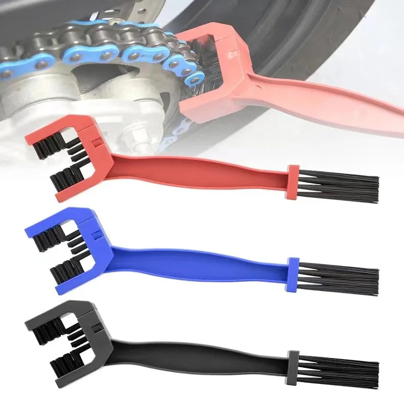 Motorcycle Chain Brush Cleaner — Plastic Bike & Moto Scrubber, Outdoor Chain Cleaning Tool for Road & Maintenance