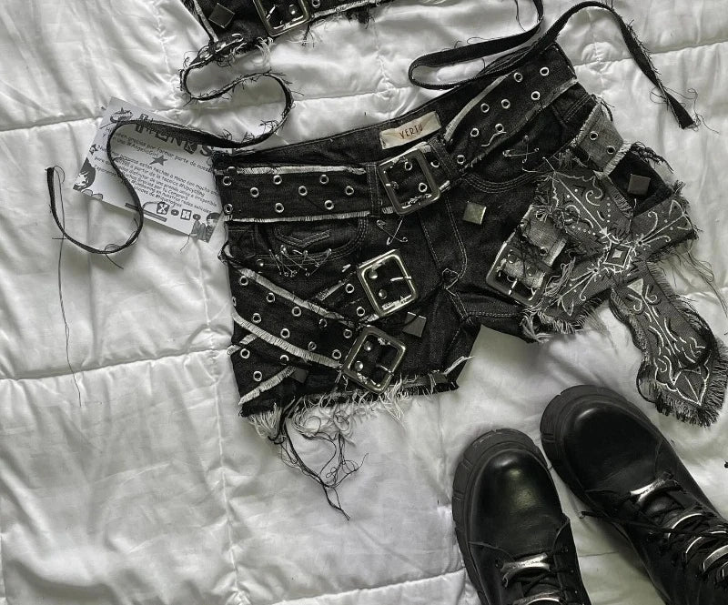 2025 Y2K Gothic Denim Two-Piece Set — Women’s Harajuku Pleated Mini Skirt Streetwear Outfit