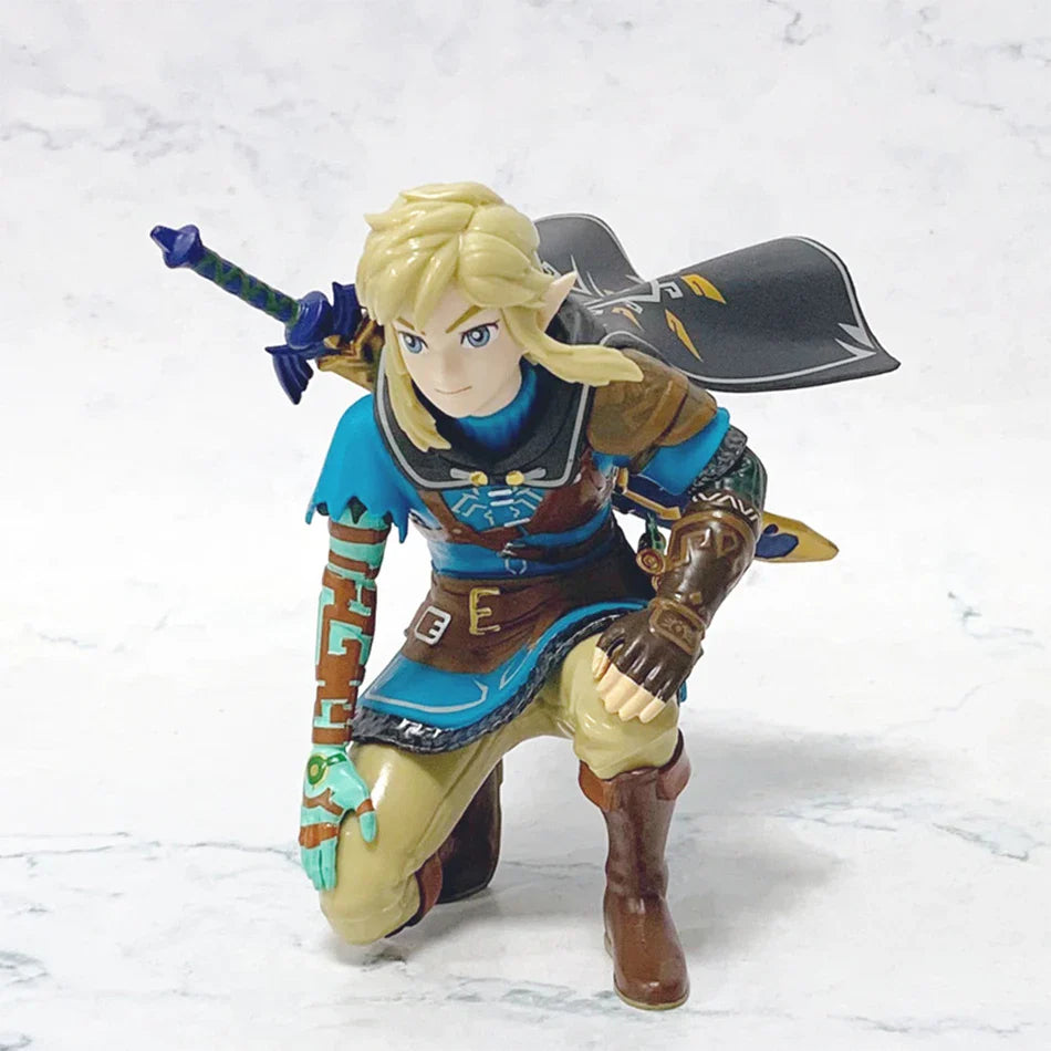 12CM Legend of Zelda Link Anime Figure – Collectible Action Toy Figurine Gift