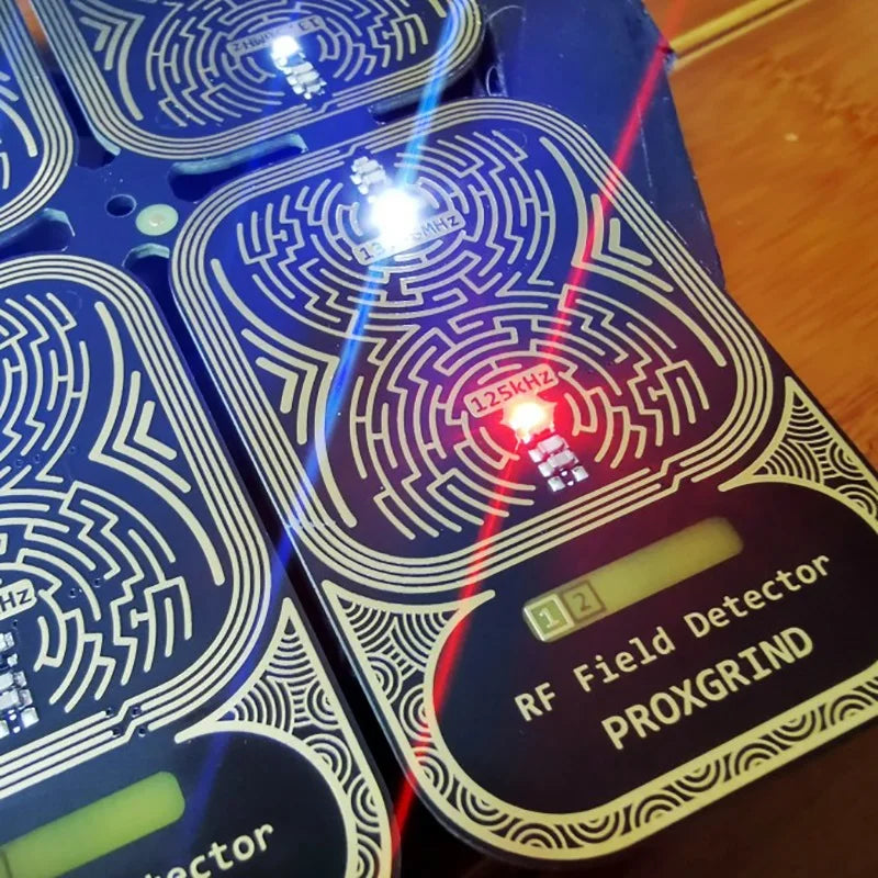 Tiny RFID Field Detection Card – Proxgrind Frequency Tester Keychain for IC/ID Access Control & Reader Testing