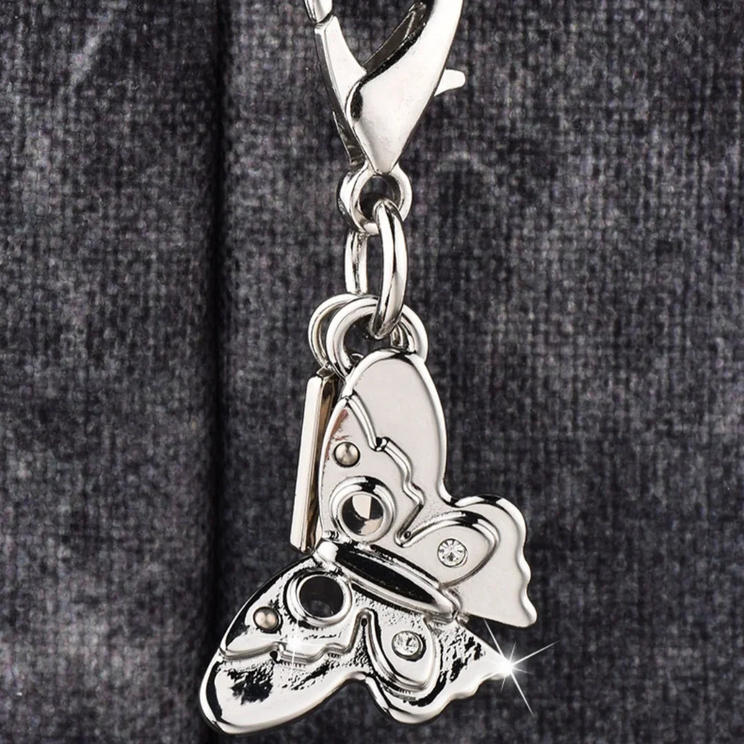 Fashion Bear Cherry Flower Keychain – Metal Y2K Letter C Bag Pendant & Car Key Ring Jewelry Gift for Women