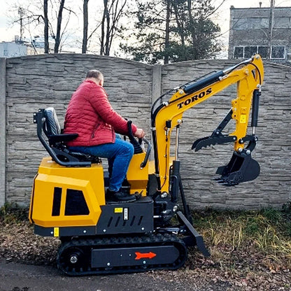 1 Ton Mini Excavator — Kubota Engine, EURO 5 Agricultural Digger, Customizable Compact Excavator for Sale