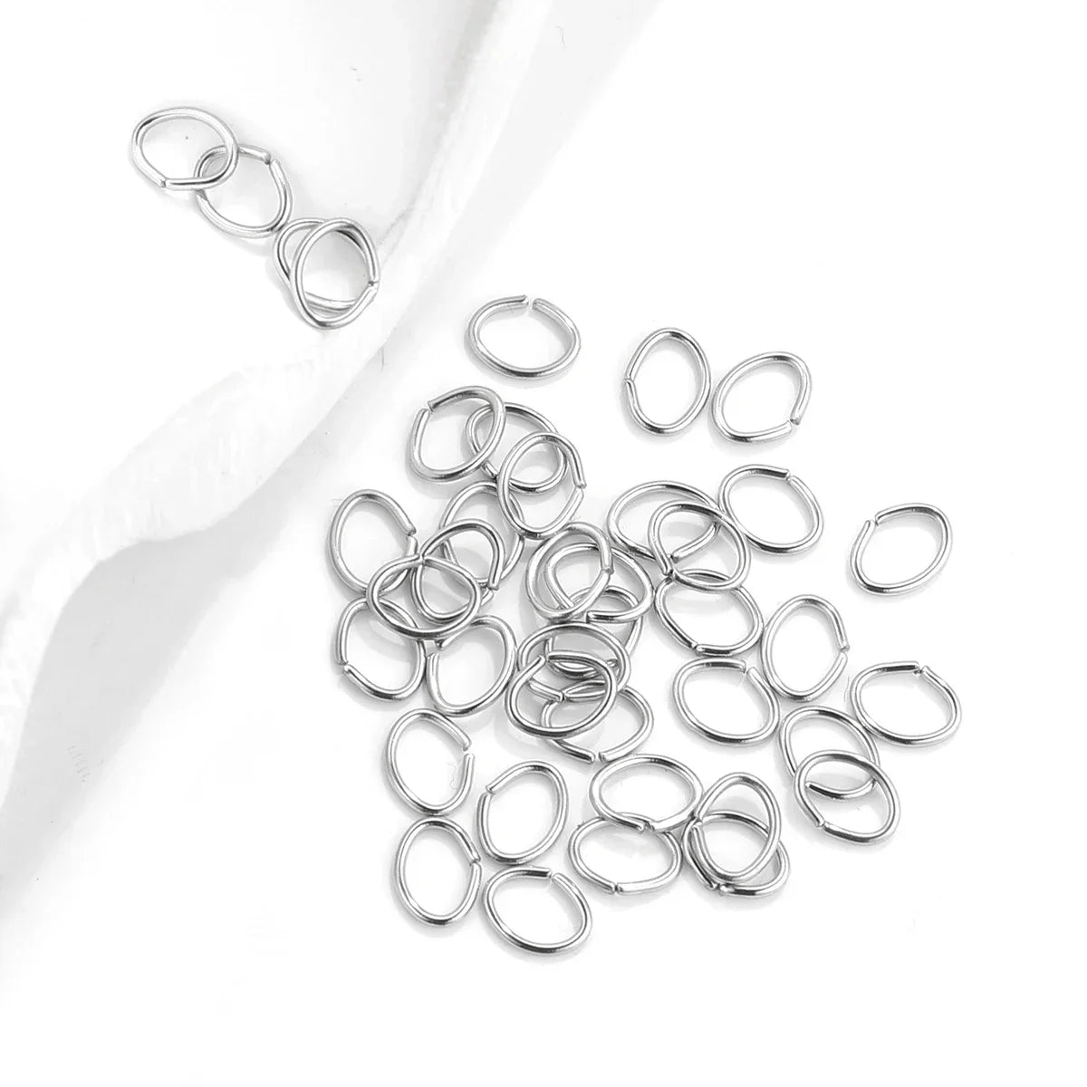 200pcs/Lot Stainless Steel Jewelry Findings - Open Single Loops Jump Rings & Split Rings Set for DIY Jewelry Making (3/4/5/6/7/8/10mm)