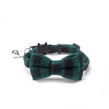 Pet Breakaway Cat Collar with Bow Tie & Bell – Cute Plaid Christmas Red Adjustable Collar for Cats