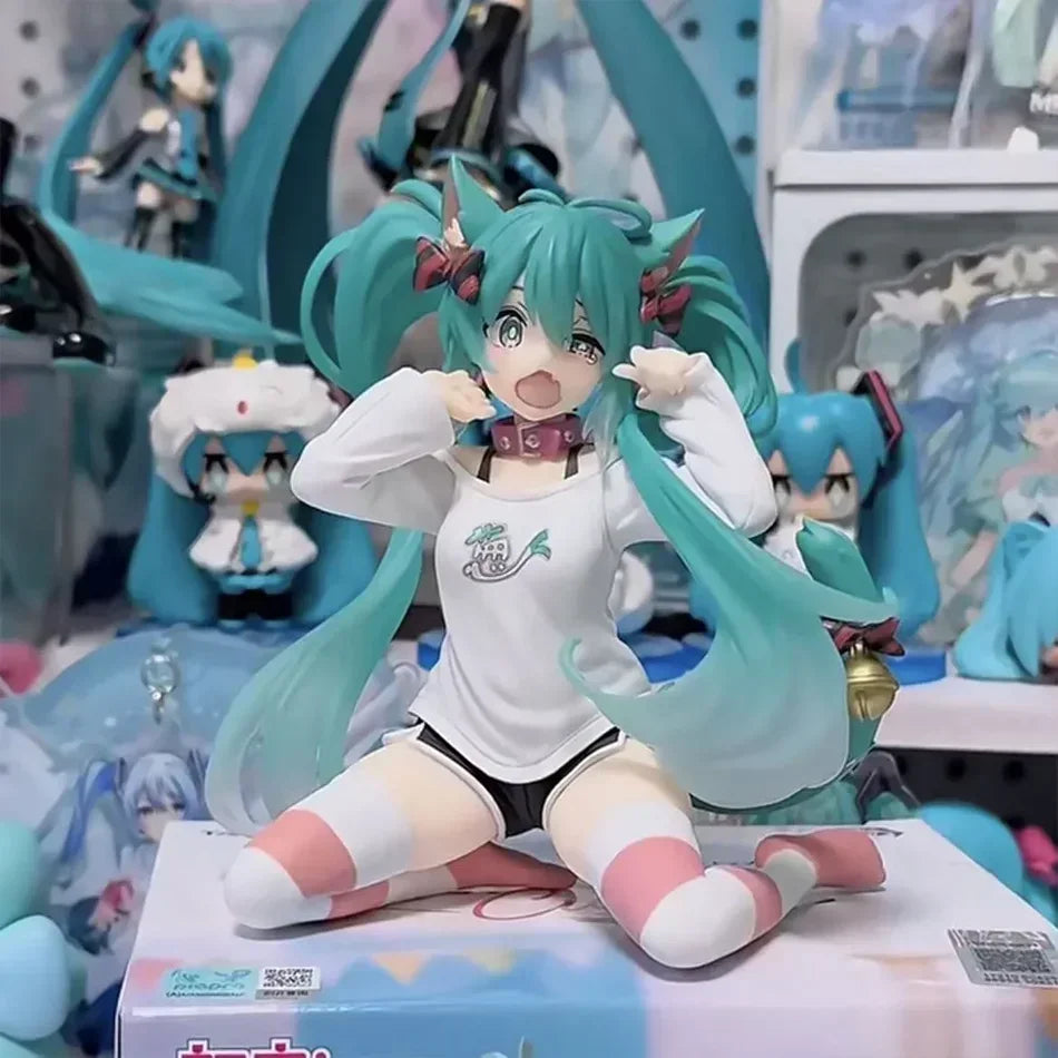 Hatsune Miku 11cm Desktop Action Figure – Neko T-Shirt Anime Figurine Toy Gift