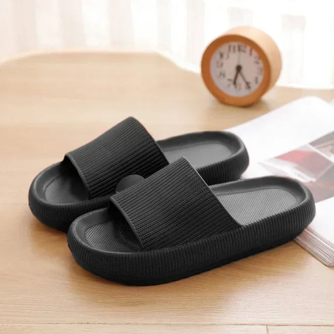 Women’s Thick EVA Pillow Slides – Soft Sole Non-Slip Indoor Home & Beach Flip Flops Summer Comfort Sandals