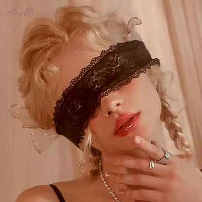 Women's Lace Masquerade Mask — Sexy Cosplay Eye Mask for Prom, Party, Nightclub & Dance, Gauze Flower Design
