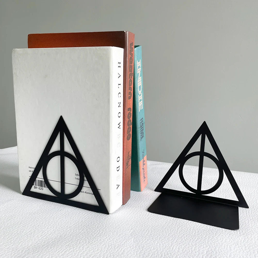 Triangle Metal Bookend – Heavy-Duty Iron Bookend for Desktop Organization, Home & Office Use