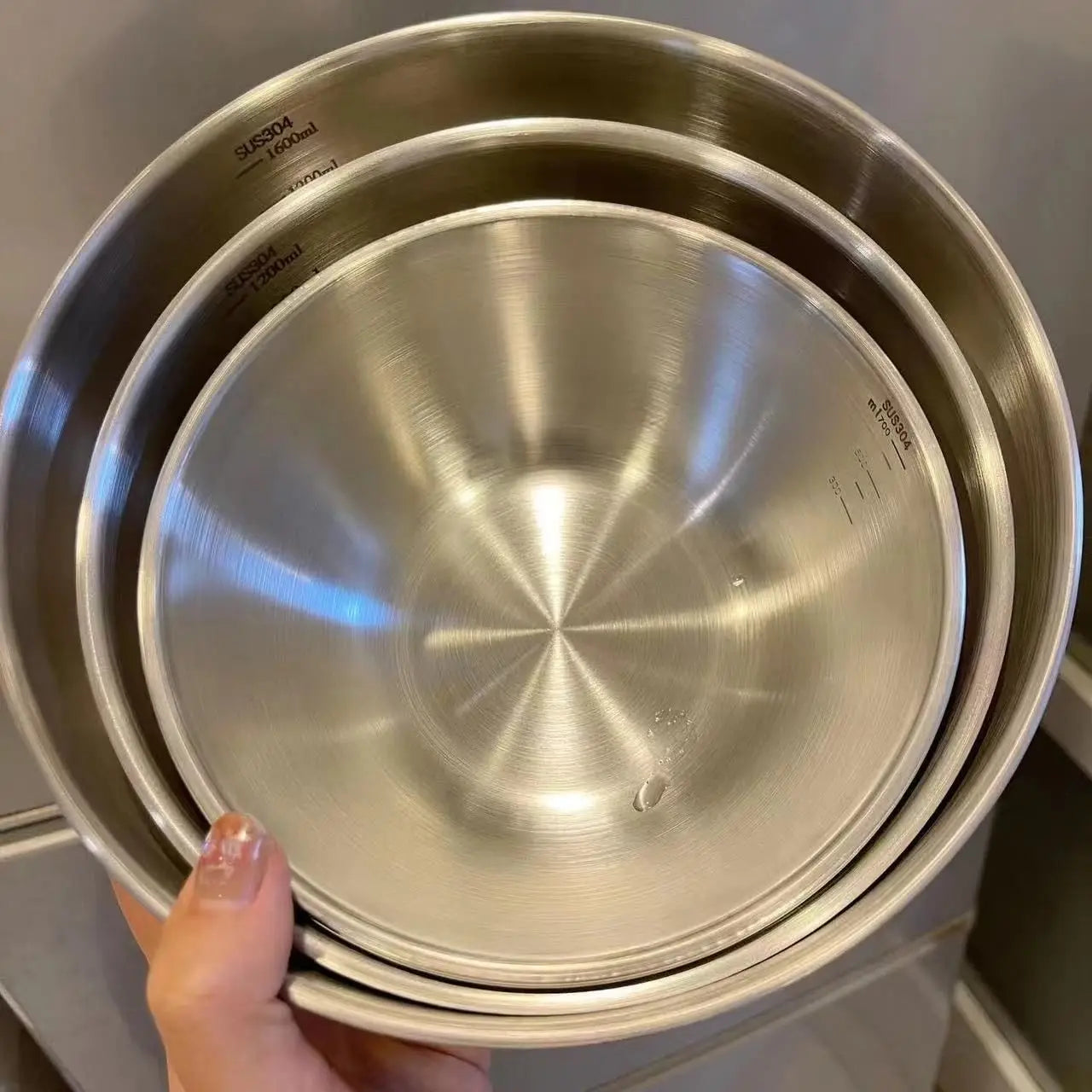 Stainless Steel Mixing Bowl Set (1–3 pcs) with Measurement Scale – Large Capacity Cooking, Baking & Food Storage Bowls for Kitchen Essentials