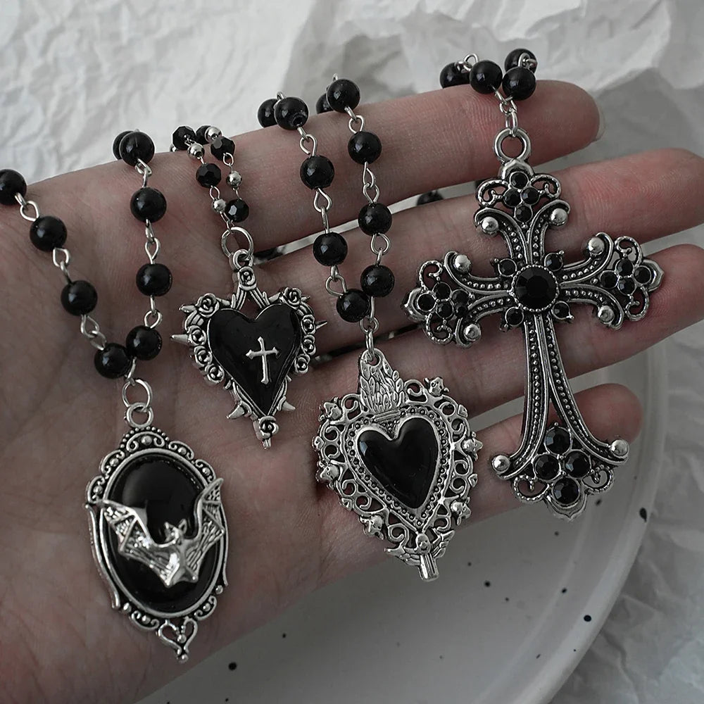 Gothic Bat Cross Necklace Set - Y2K Thorn Love Black Beaded Layered Jewelry for Halloween Parties