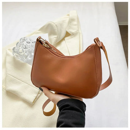 Fashionable Women's Underarm Bag – Stylish and Trendy Handbag