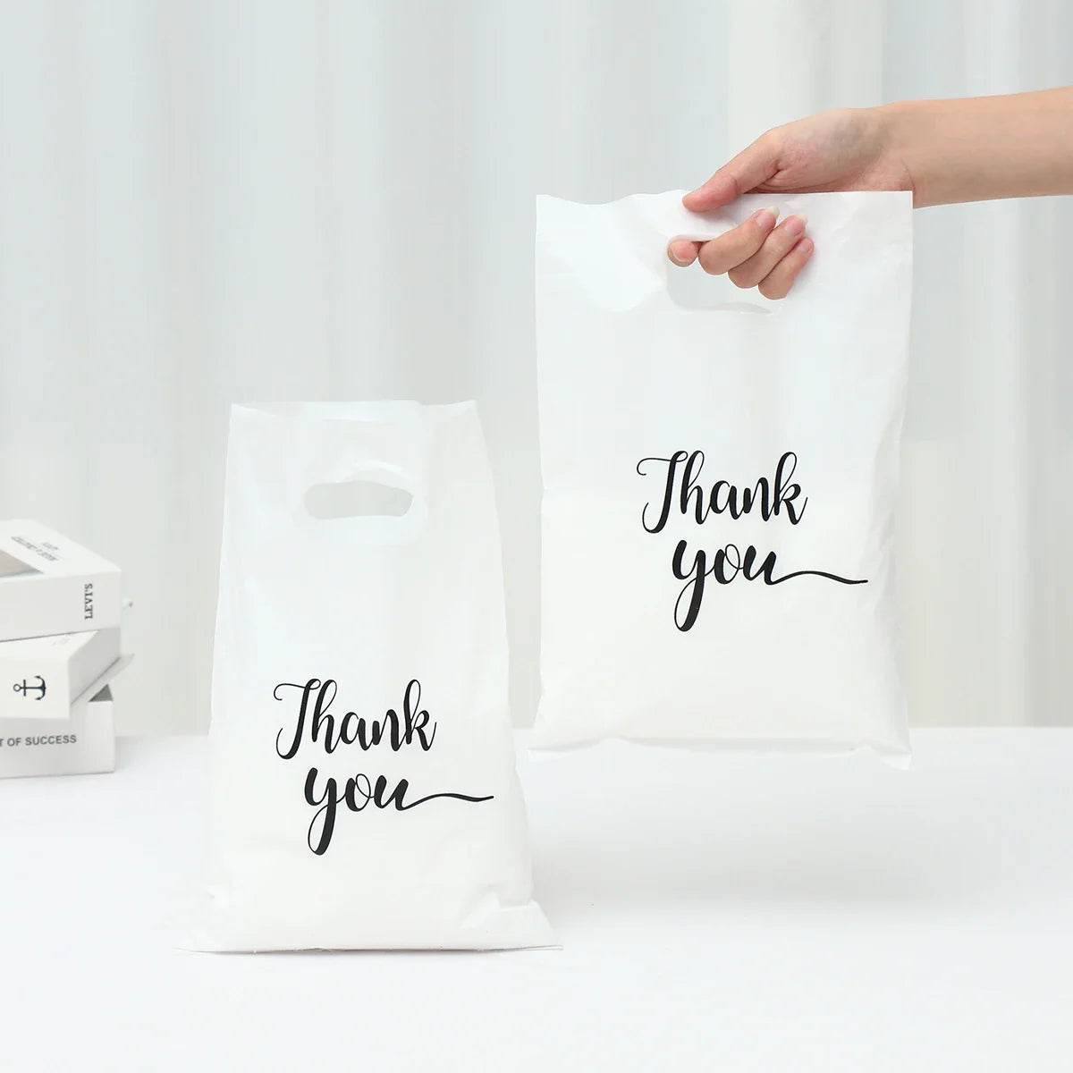100pcs Thank You Gift Bags - Plastic Shopping Tote Bags for Birthday, Wedding, Party Favors, Candy, and Cookie Wrappers - 20*30cm