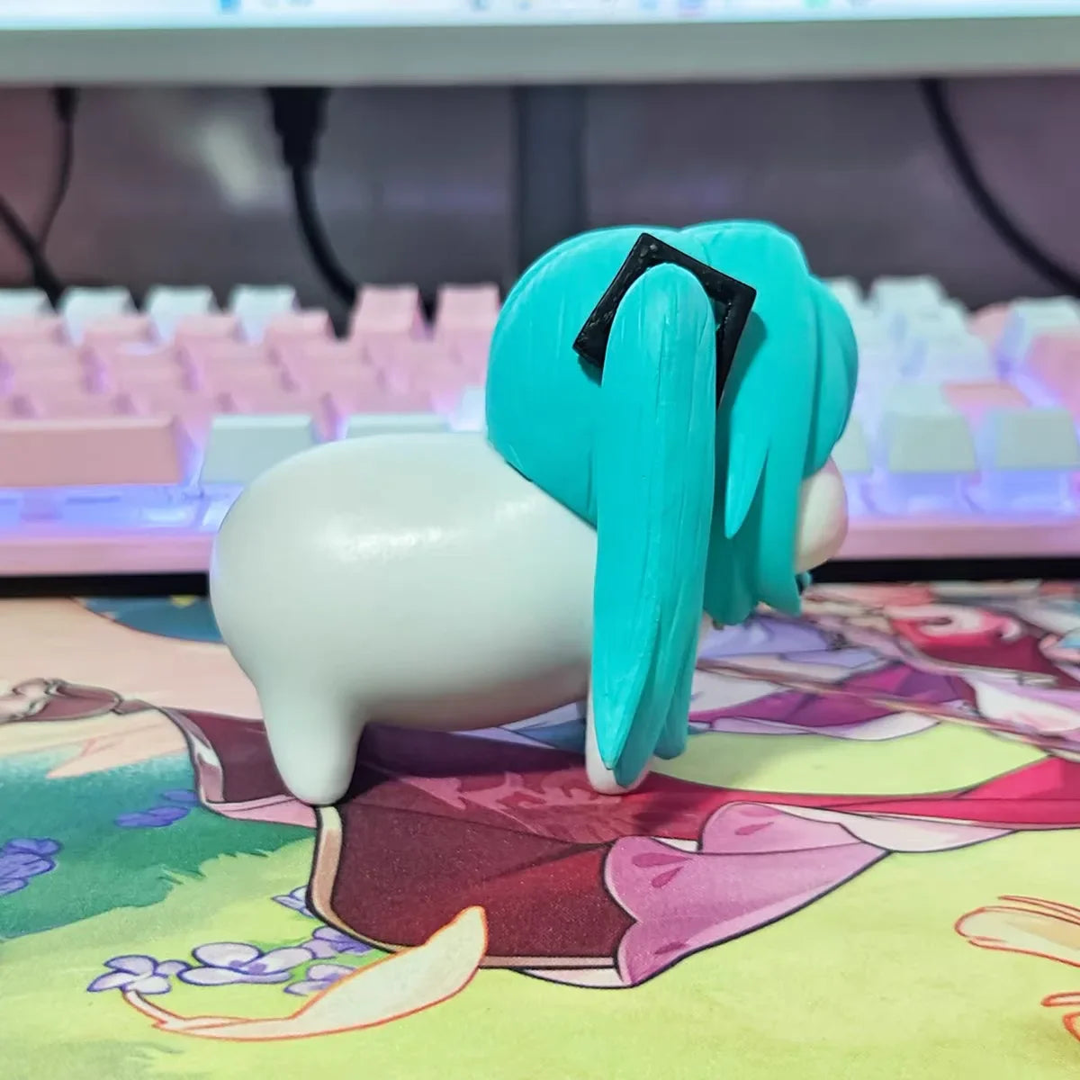 7cm Hatsune Miku Q Version Action Figure – Kawaii PVC Anime Desktop Decoration Toy